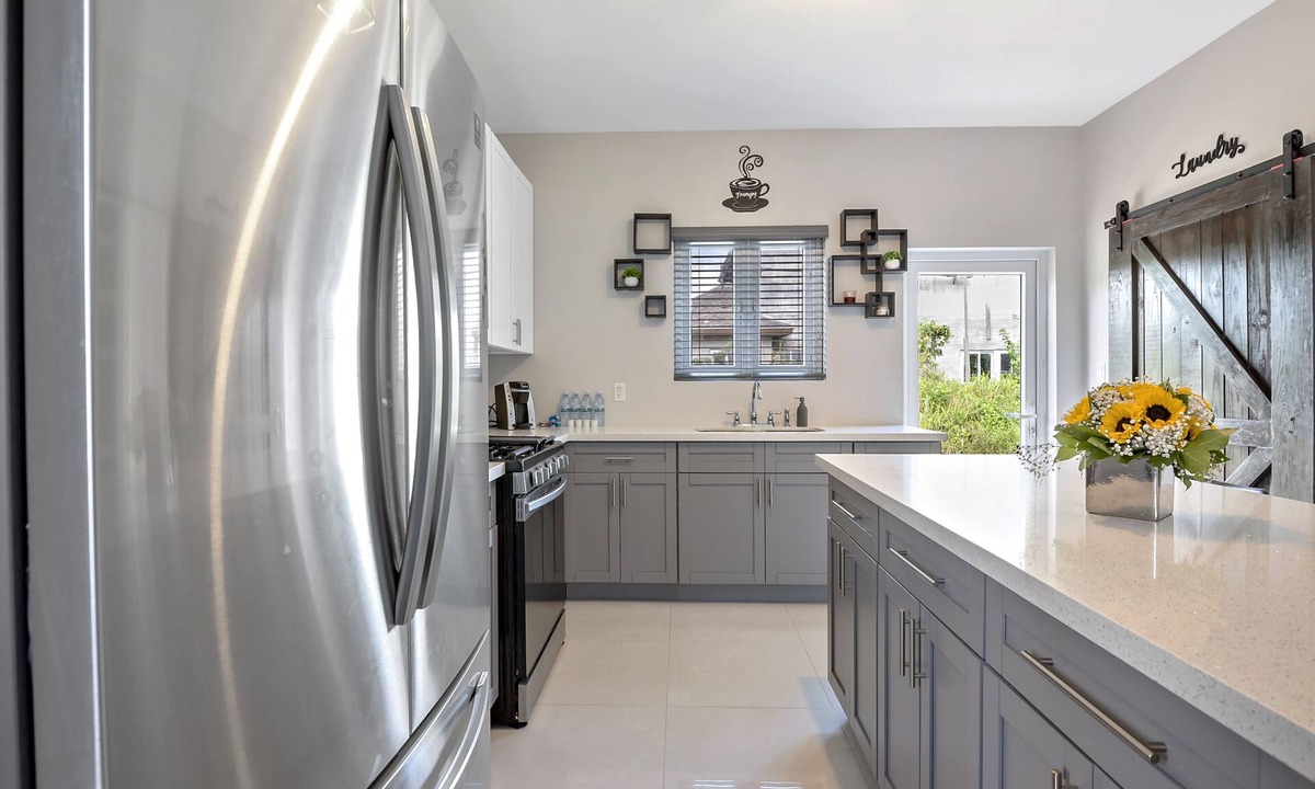 Westwind House | Cozy 2-bedroom townhome in welcoming Nassau with WiFi, AC