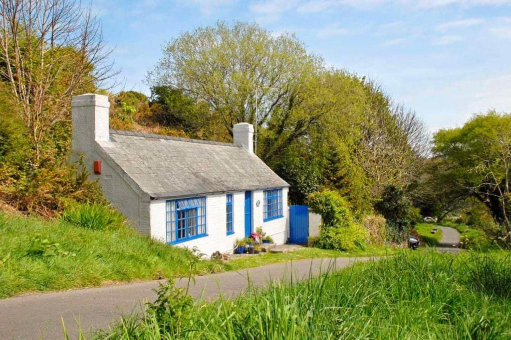 Fishguard Apartment | Crows Cottage