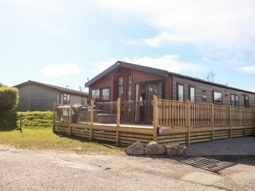 Tewitfield House | Curlew Lodge