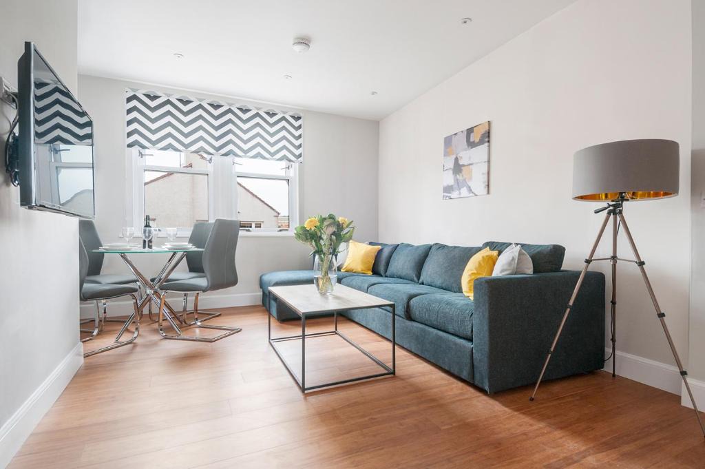 Dalkeith Apartment | Dalkeith Three Bed Two Bath Apartment