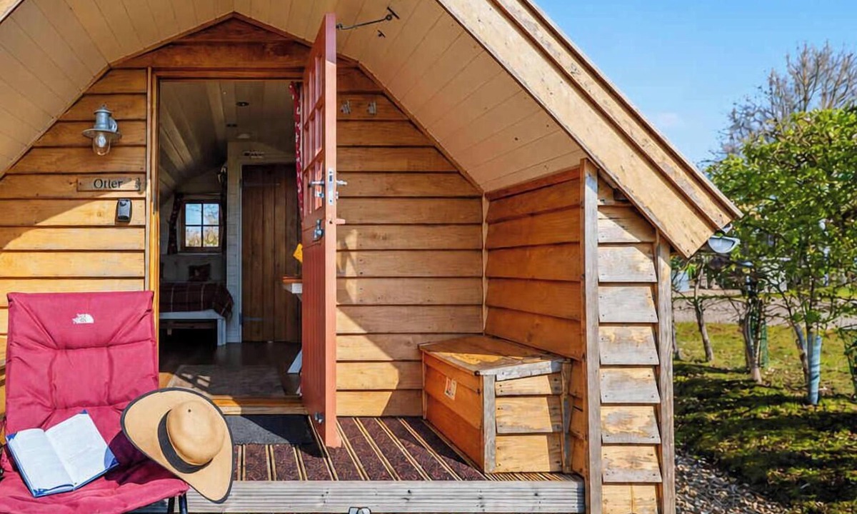 Ottery St Mary Cabin | Dog Friendly Otter Pod Retreat