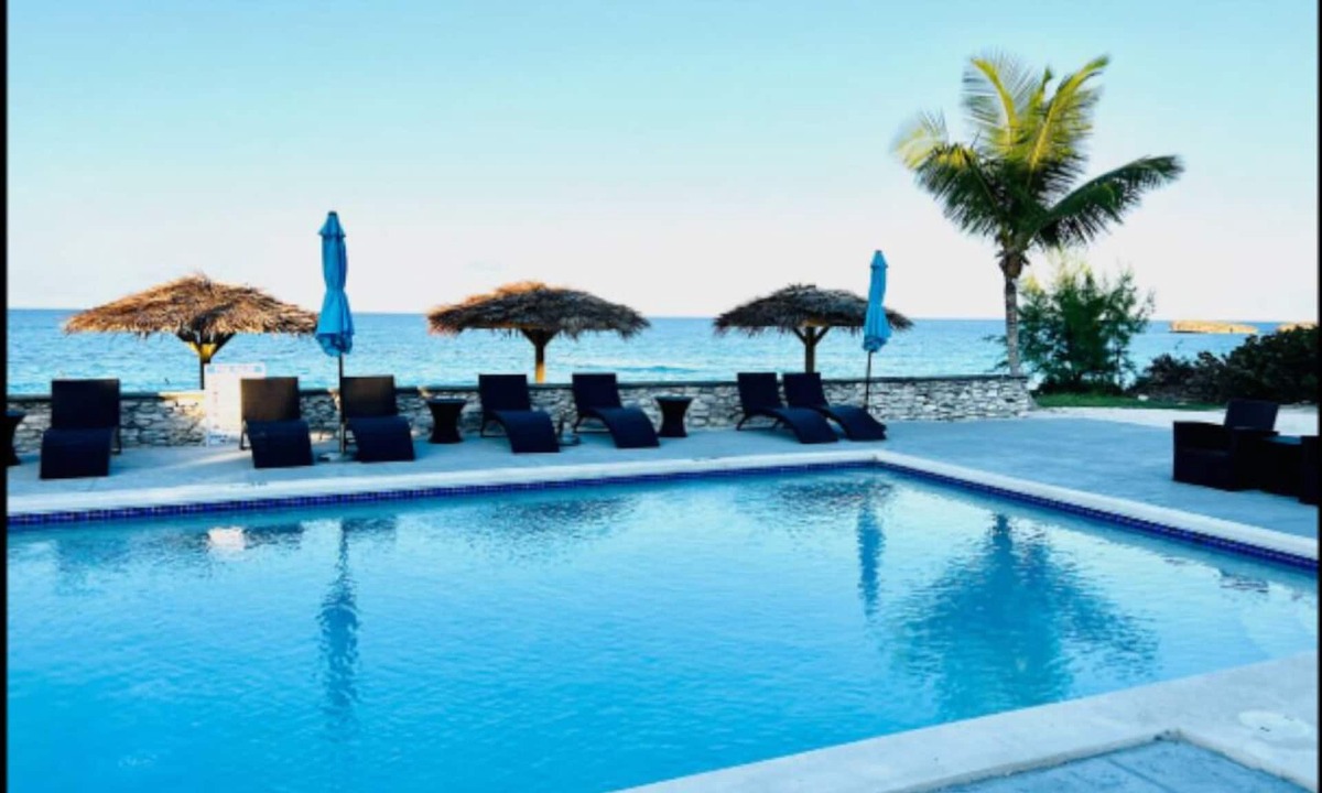 Farmer's Hill Resort | Double Queen Suite at Exuma Palms Resort - Conch