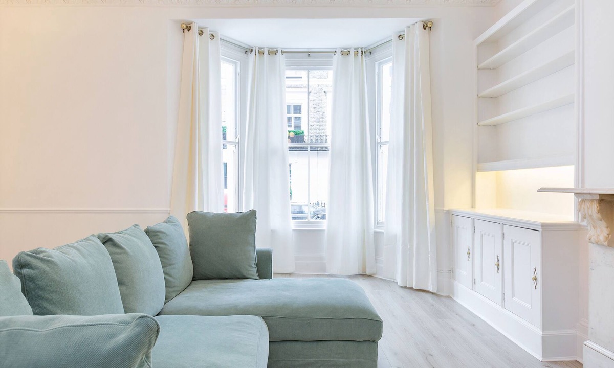 Redcliffe Apartment | Elegant 2 bedrooms apt in Chelsea with patio