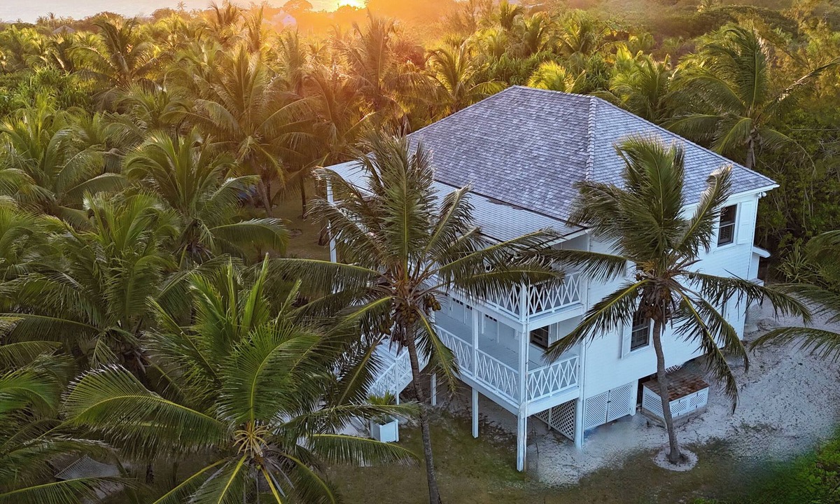 Dunmore Town House | Elegant Garden Oasis, Private Path to Harbour Island's Legendary Pink Sands