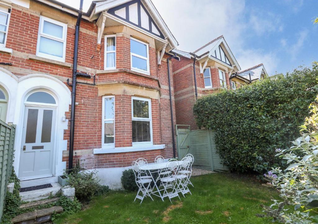 Wareham House | Elm Villa