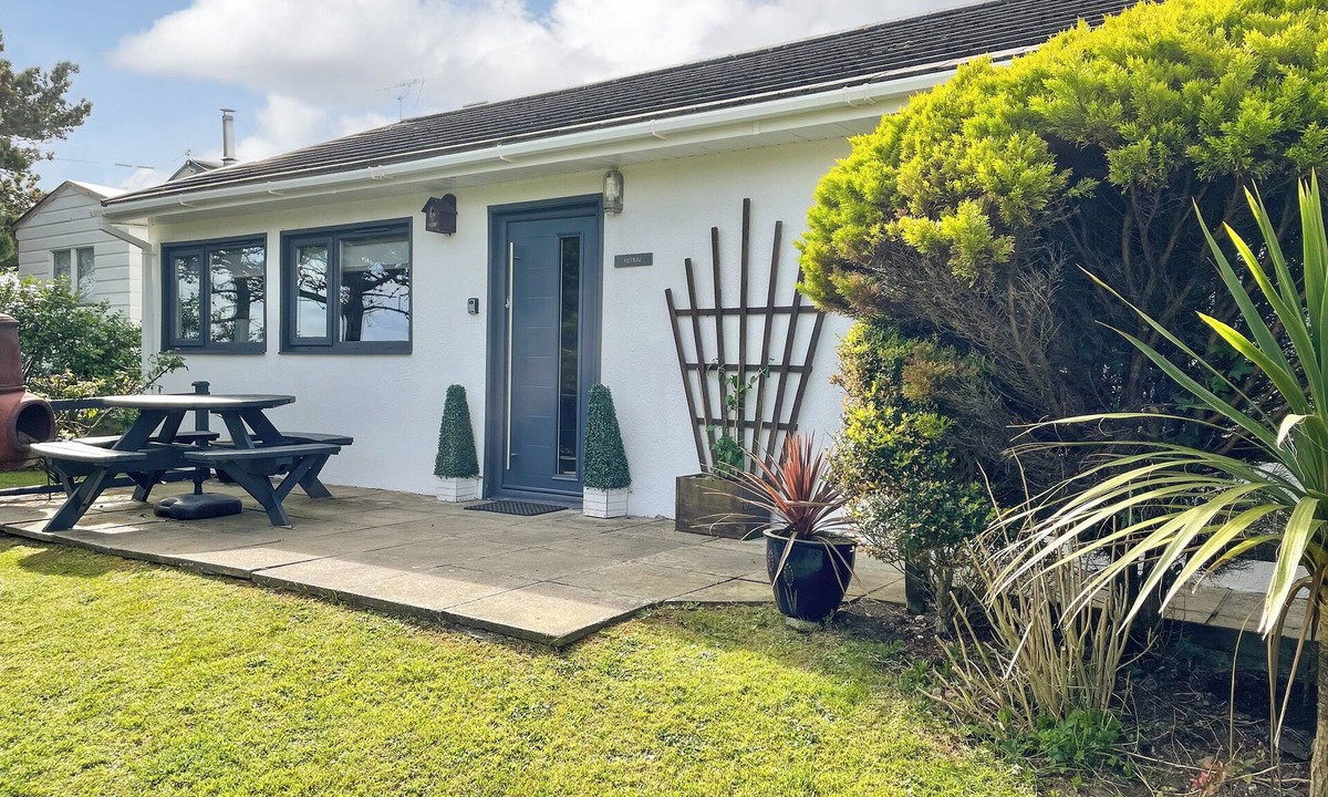Treator Cottage | Enjoy distant sea views whilst relaxing amidst the stunning rural surroundings.