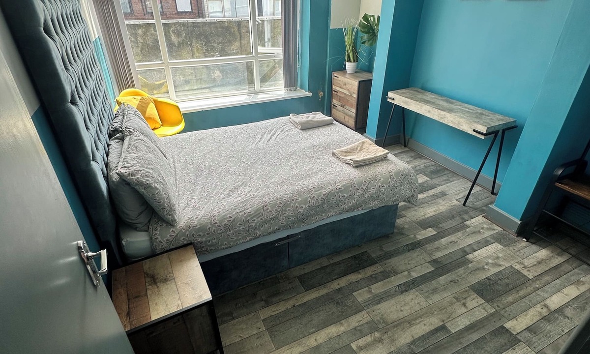 Blackpool Town Center Apartment | Excellent Value Two Bedroom Apartment - Amazing Town Centre Location!