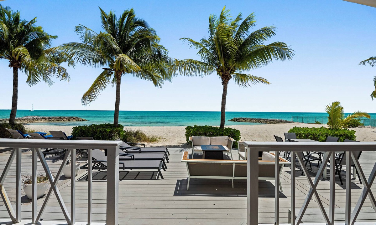 Palm Cay Villa | Exclusive Luxury Beachfront Villa - Private White Sand Beach, Upscale amenities.