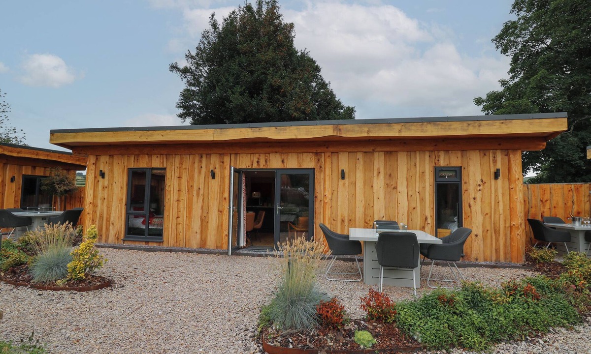 Kingswood Cottage | Fioled