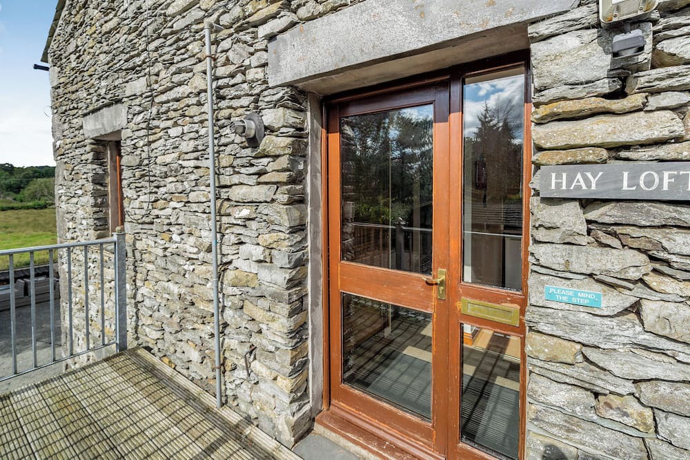 Bondgate Within Apartment | First floor apartment with one double and one twin.