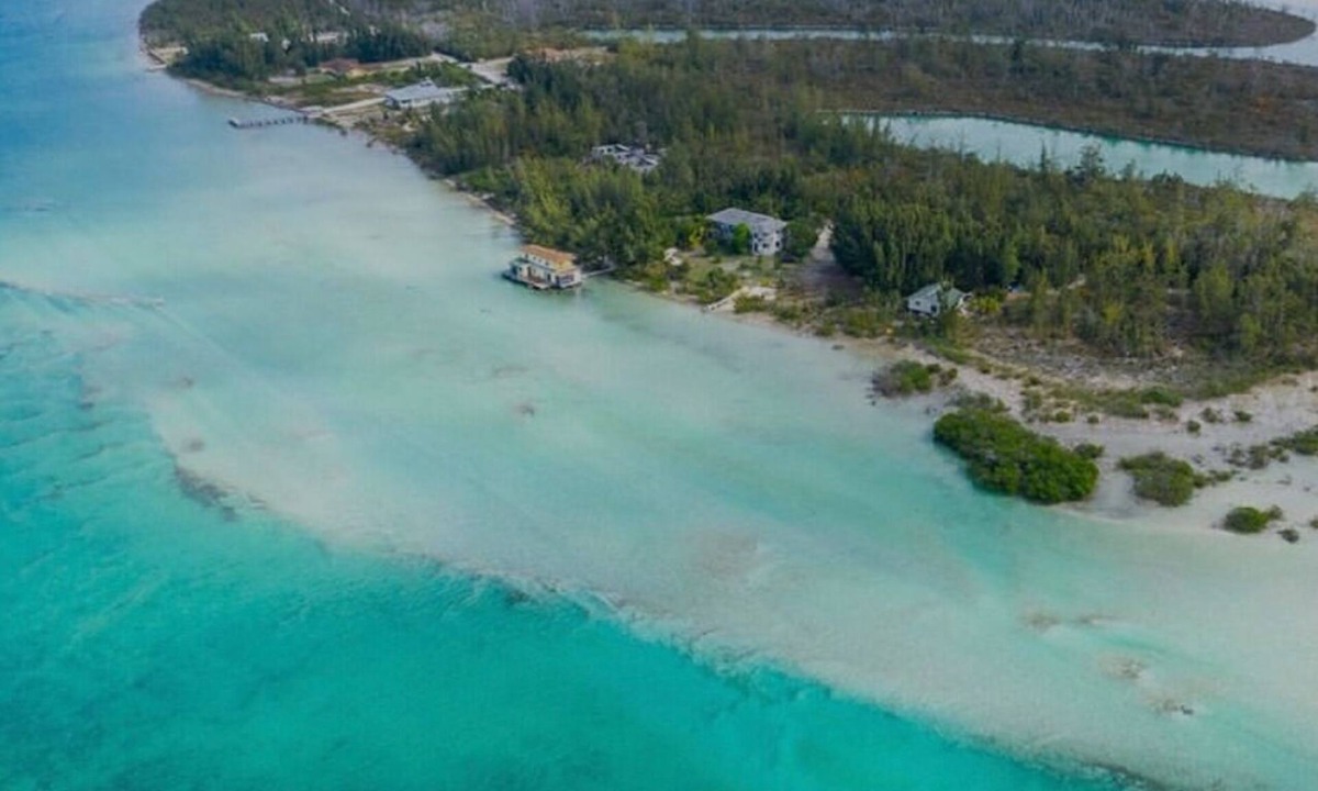 Andros Town House | Fly fishing - Flats fishing access from your front door Peaceful Paradise await