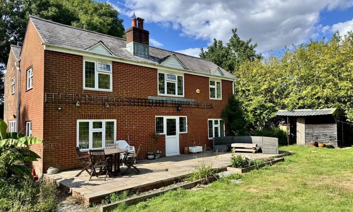 New Forest District House | Forest Cottage, Dibden