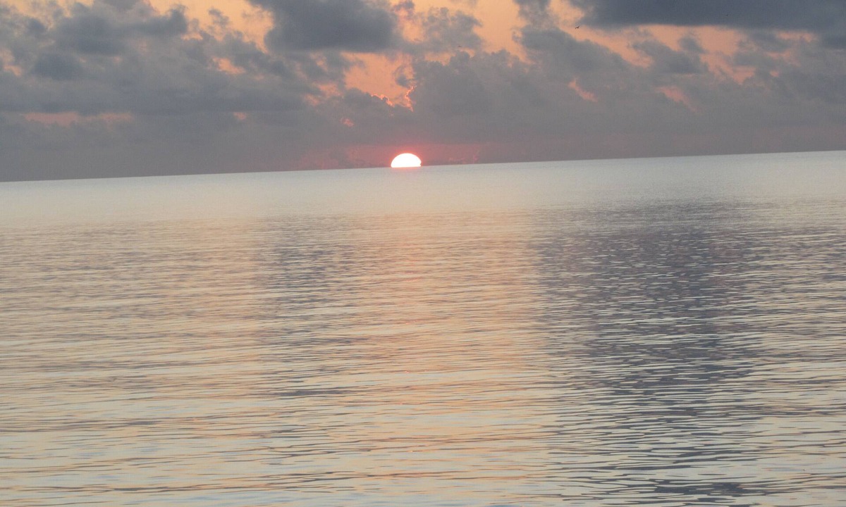 Tarpum Bay House | Full house just 20 seconds walk to the waterfront and 5 minute walk to the beach