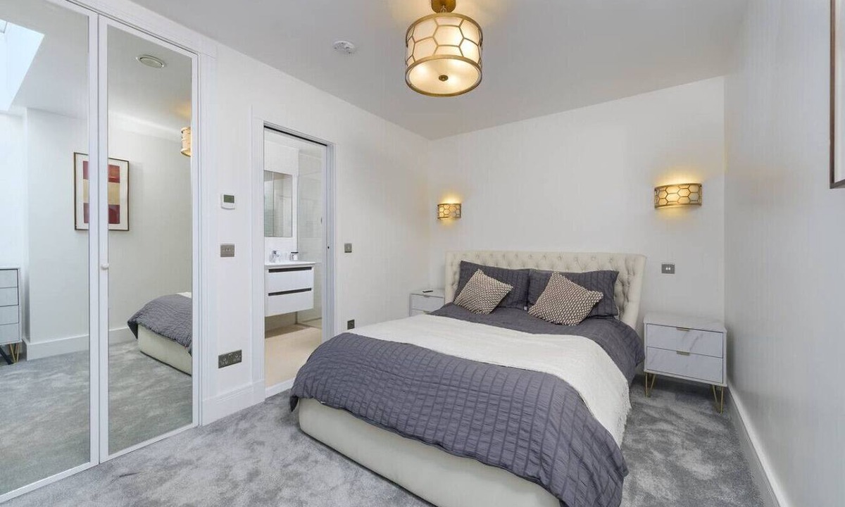 Frognal and Fitzjohns House | Gorgeous Hampstead Home