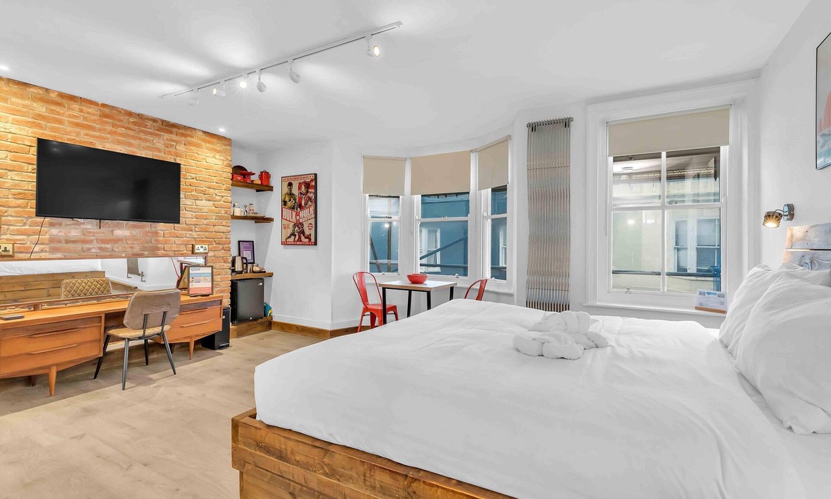 Kemptown Apartment | Grafton Apartments | By My Getaways