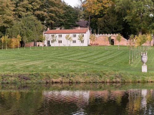 Brampton House | Hall Cottage