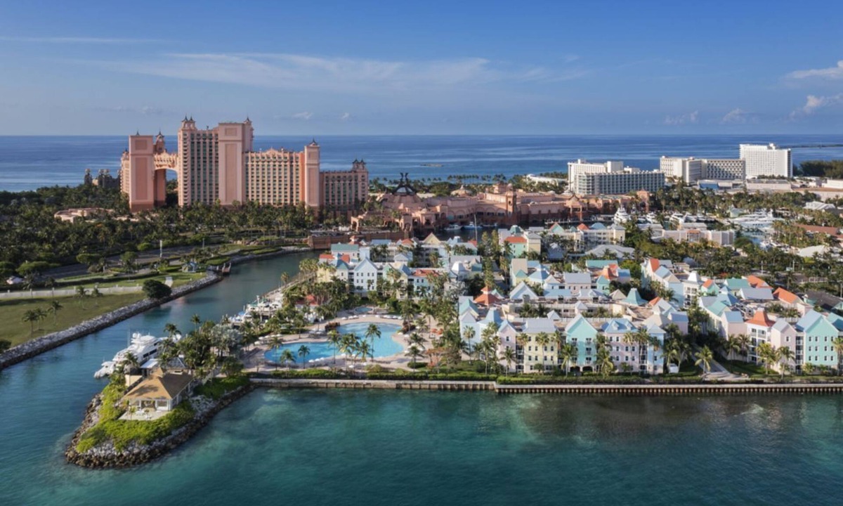 Paradise Island Hotel | Harborside Resort at Atlantis- 1 Bedroom -1 Bath -Access to Atlantis Water Parks