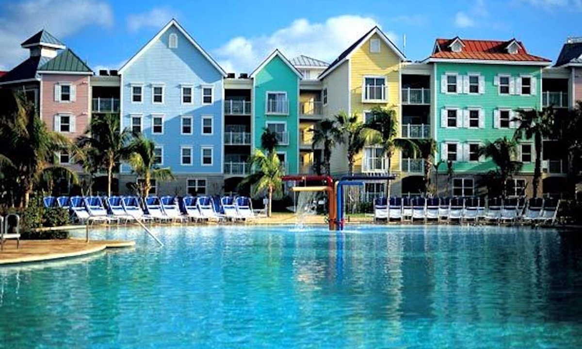 Paradise Island Resort | Harborside Resort Atlantis-2 Bedroom villa-Atlantis Wristbands Included