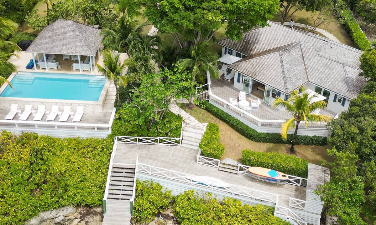 Dunmore Town Villa | Harbour View Cottages: Dunmore Built with Private Dock and Pool