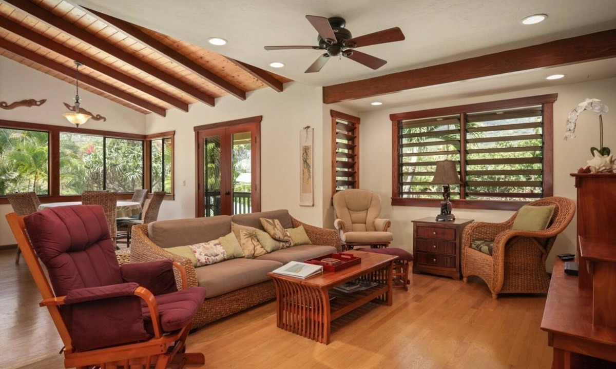 Honaunau-Napoopoo House | Hi6A-ST1- The Dolphin Bay House