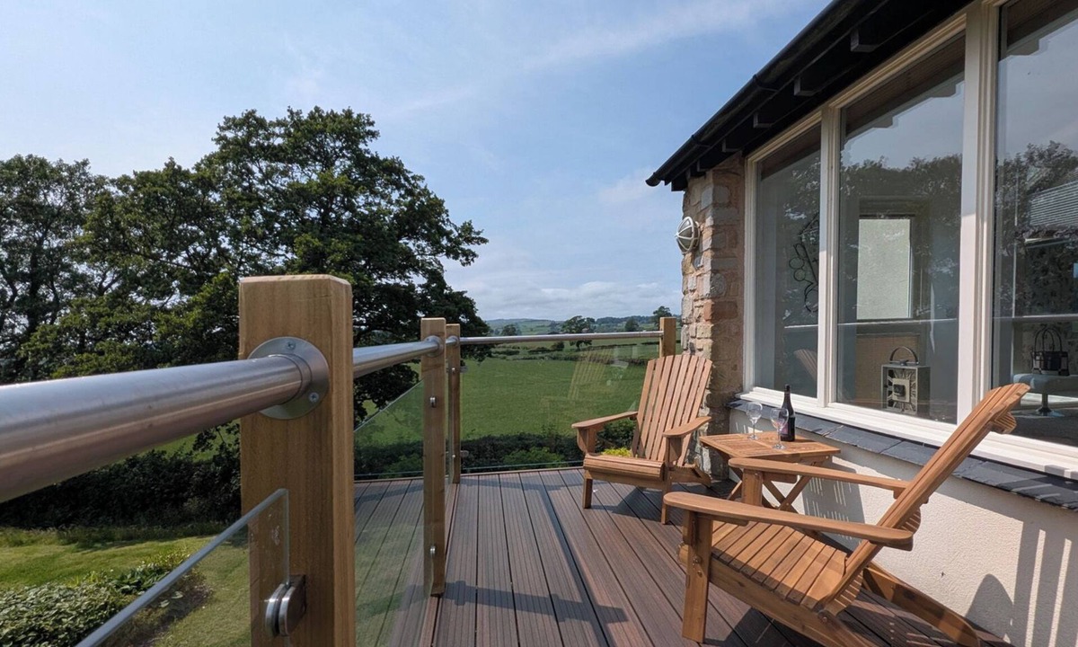 Kirkby Lonsdale Cottage | High View Meadows