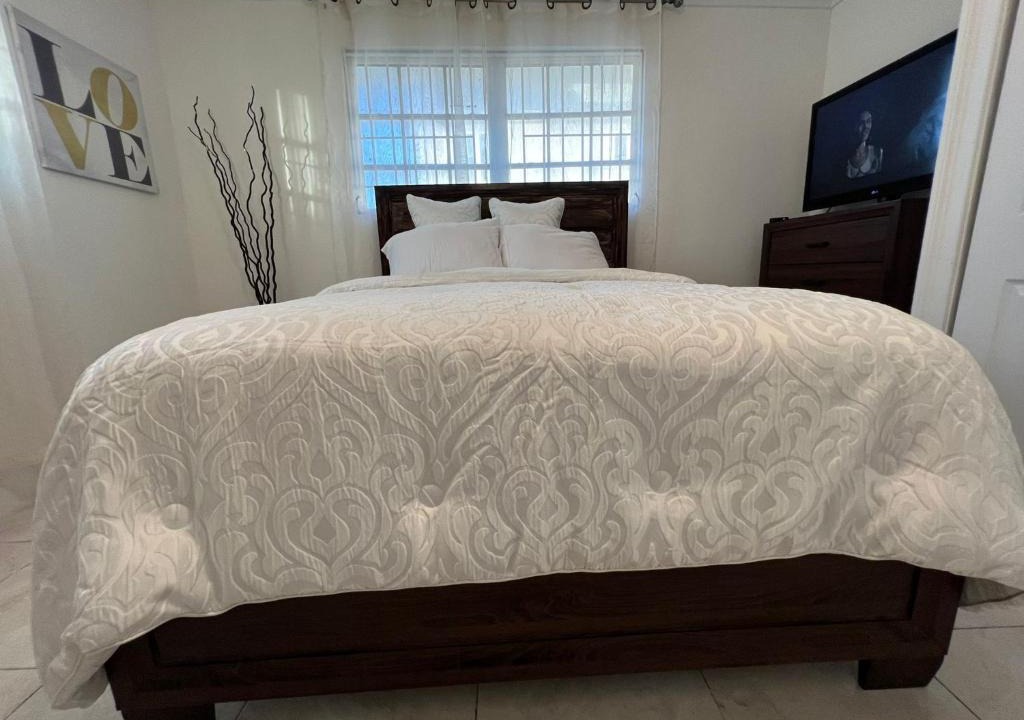 Nassau Apartment | Home Away From Home
