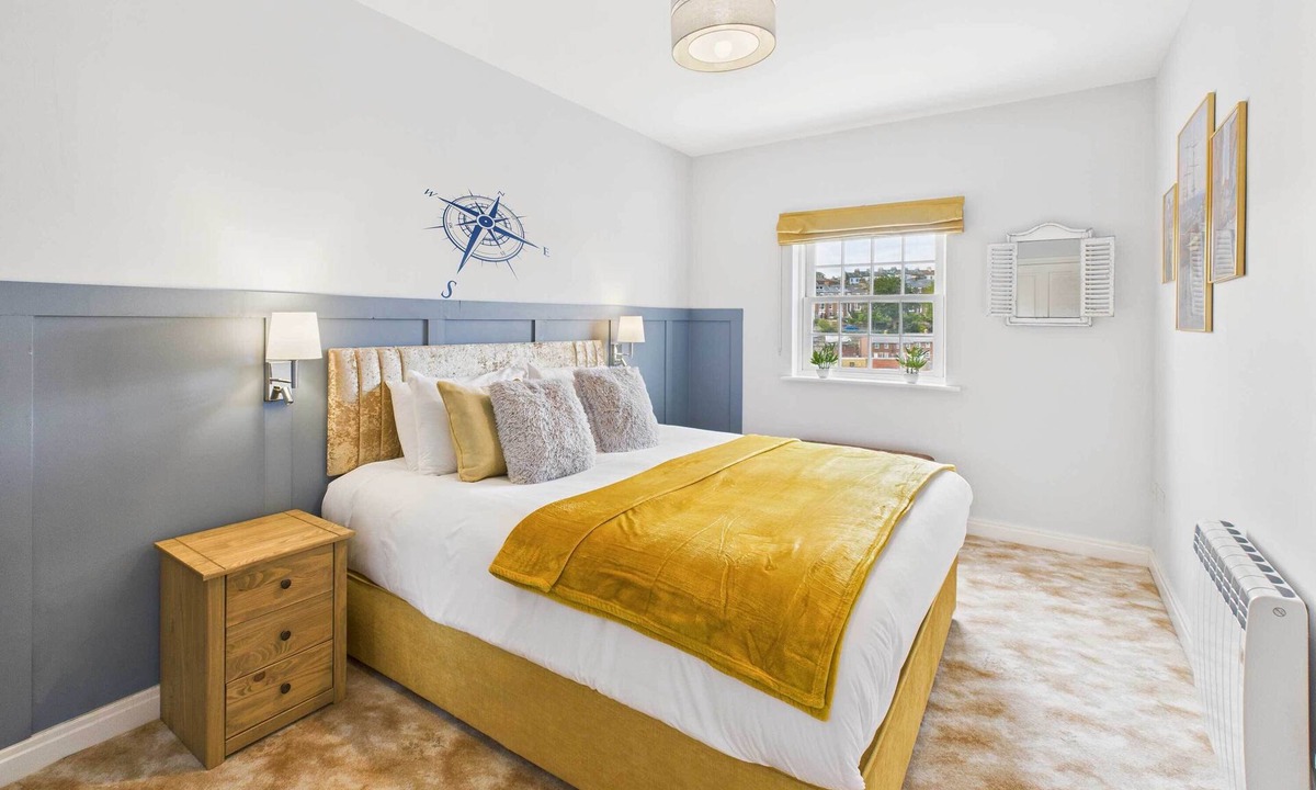 Whitby Apartment | Host & Stay | Starboard Bow