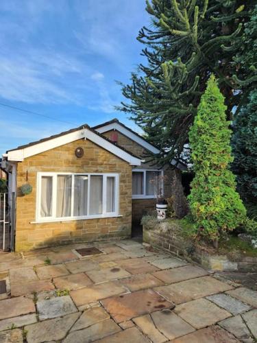 Garforth Apartment | Idyllic Cottage