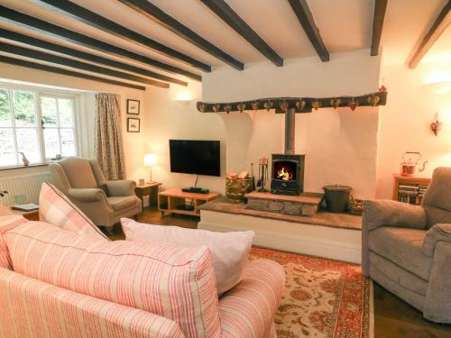 Ingleton House | Ingleton 2-Bed Cottage Sleeps 4 Pet Ok & Parking