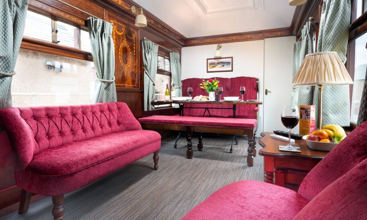 Ravenglass House | Irt Pullman Carriage