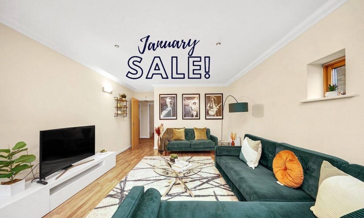 Island Gardens Apartment | January Sale!2bed riverside flat near Canary Wharf