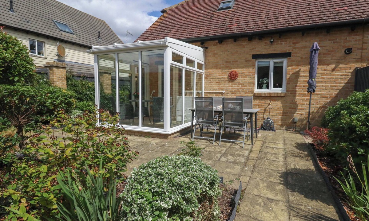 Wool Cottage | June Cottage