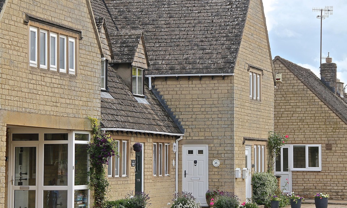 Bourton-on-the-Water Cottage | KATE'S COTTAGE, with a garden in Bourton-On-The-Water