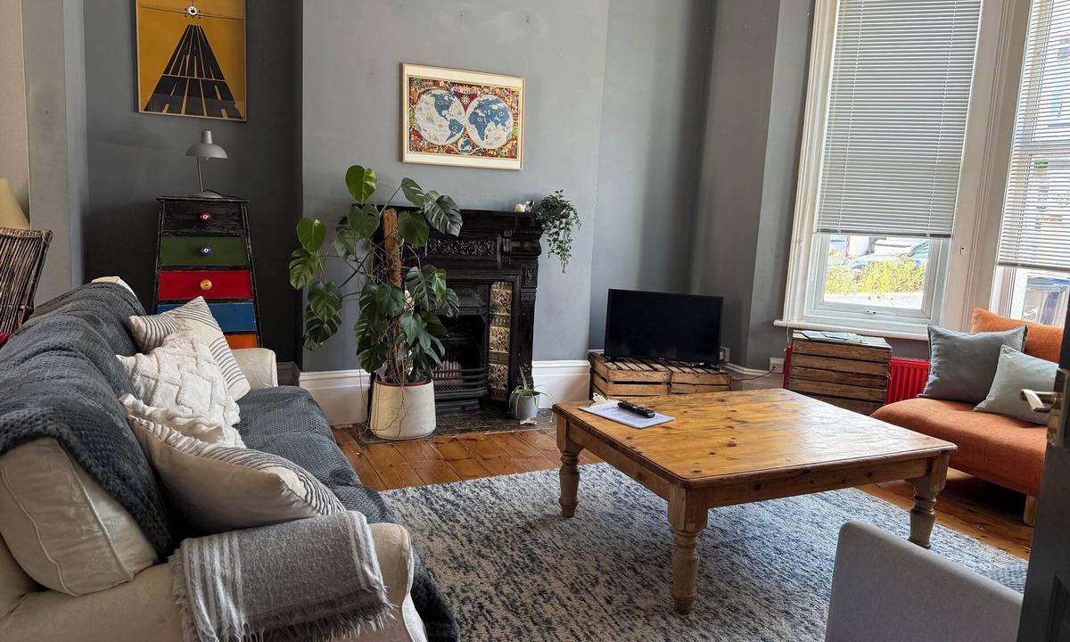 Cliftonville House | Large, bright, seaside family home with garden & parking, close to Walpole Bay.
