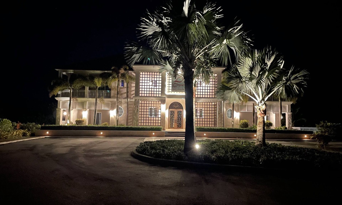 Nassau House | Las Casitas 3 Bedroom/Clubhouse Amenities