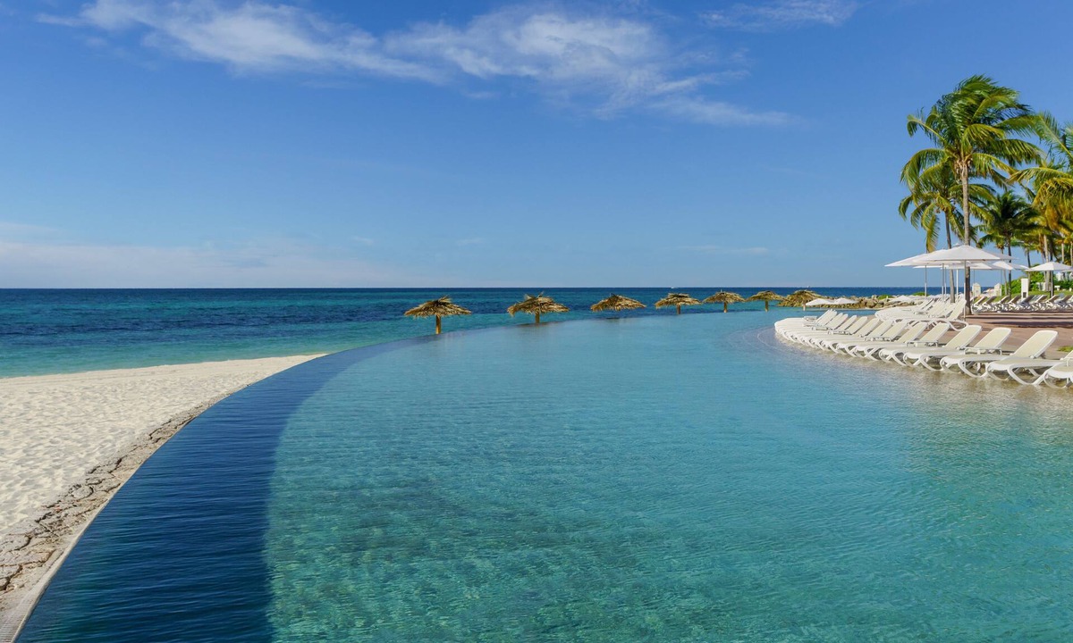 Bell Channel Bay Resort | Lighthouse Pointe at Grand Lucayan - All Inclusive