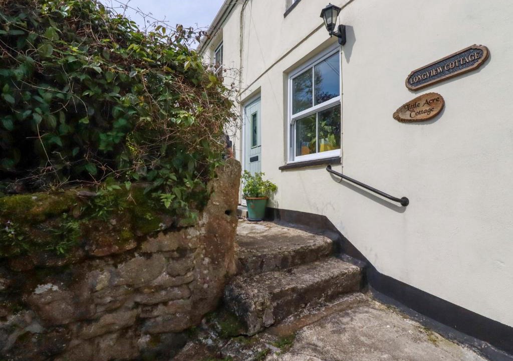 Penwithick House | Longview Cottage
