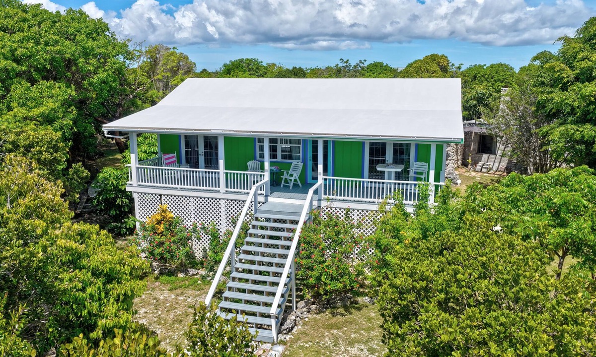 Lubbers Quarters Cay House | Lubbers Quarters Cay- An Island get a way with Golf cart and Boat slip!