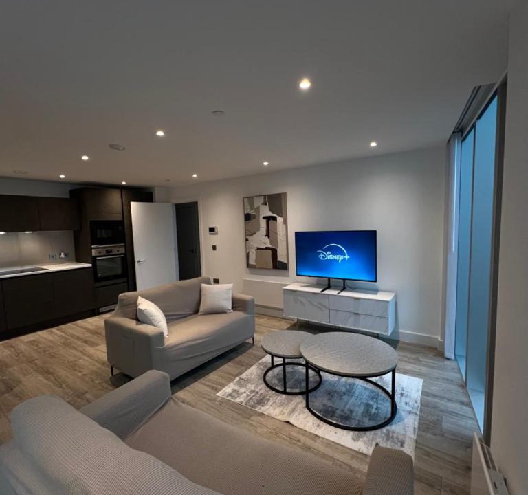 Castlefield Apartment | Lux Deansgate multi story apartment