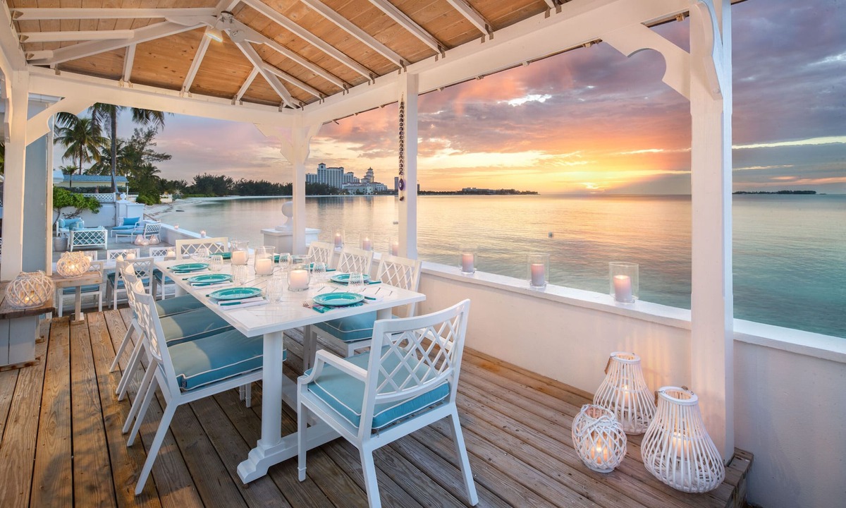 Nassau House | LUXURY HOUSE WITH PRIVATE BEACH