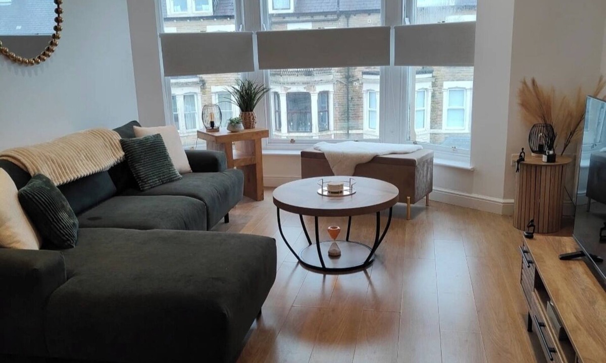 Morecambe Apartment | Luxury Maisonette near the Beach