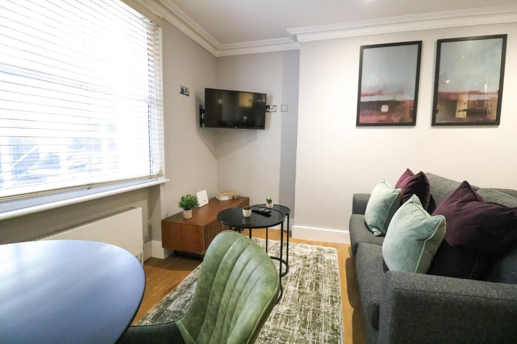 Bryanston and Dorset Square Apartment | Marylebone - Gloucester Place by Viridian Apartments