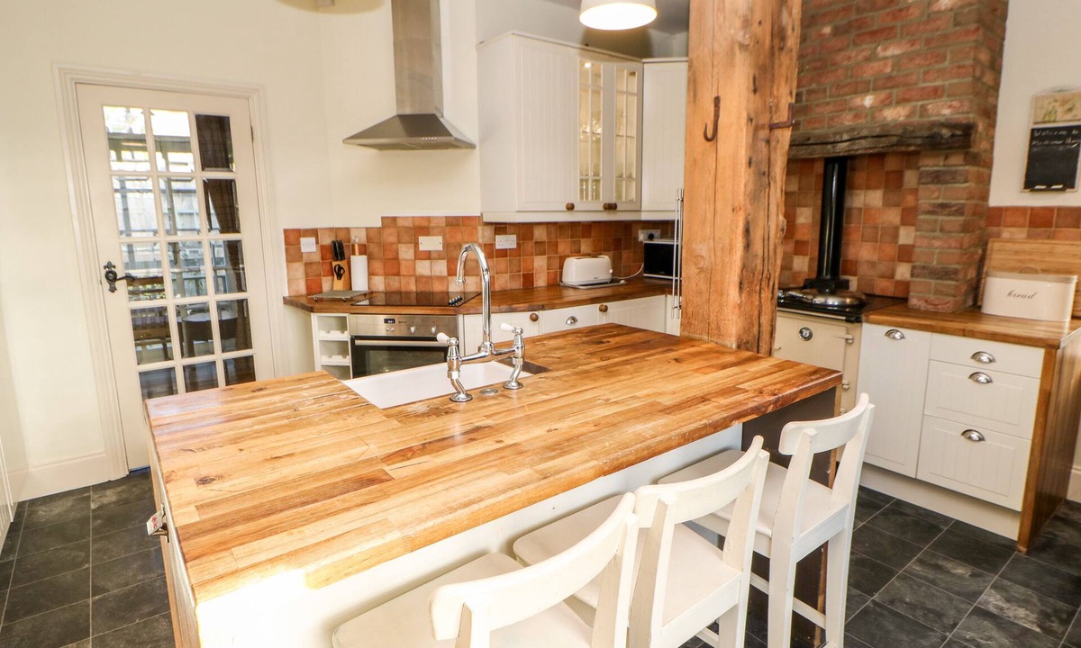 Middleton in Teesdale Cottage | MONKSMOOR HOUSE, pet friendly in Middleton-In-Teesdale