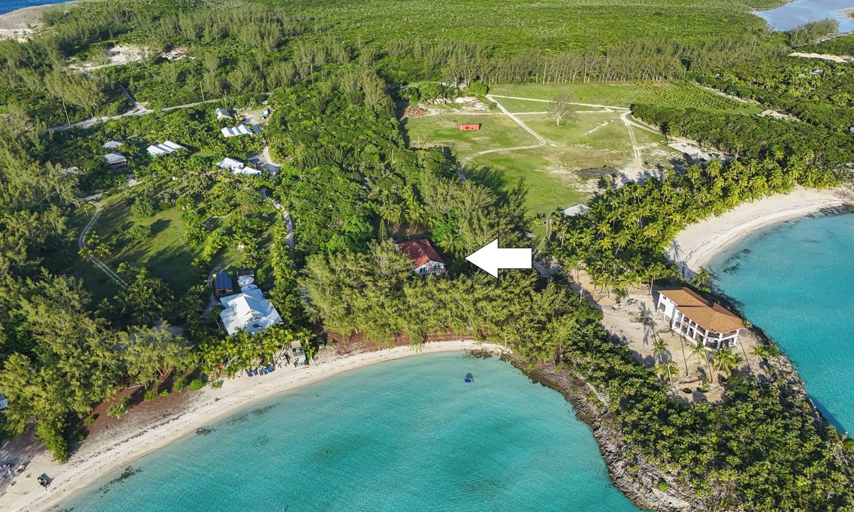 Gregory Town House | Moonflower on Beautiful Gaulding Cay Beach