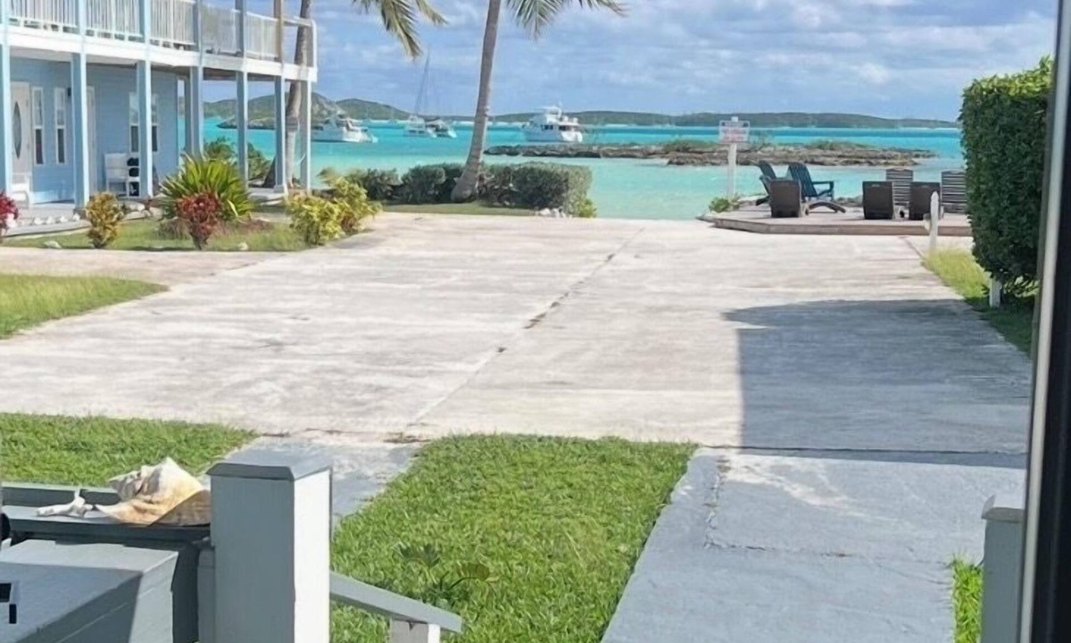 George Town Villa | NEWLY UPDATED! Beachfront villa located at Hideaways Resort