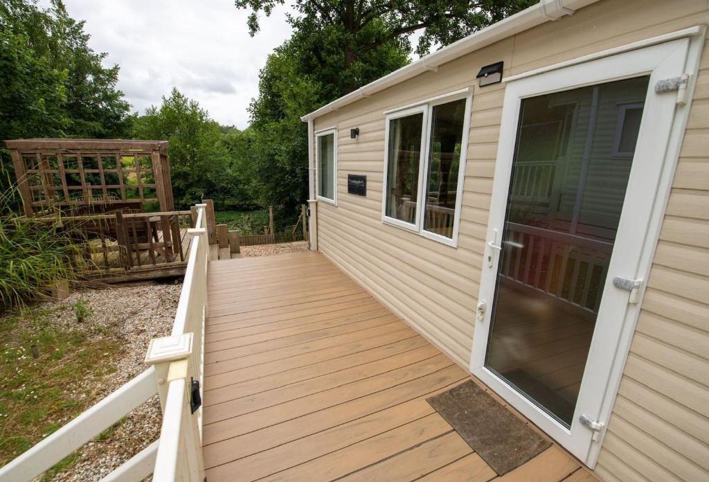 Hastings Resort | No 27 Coghurst Hall Hastings