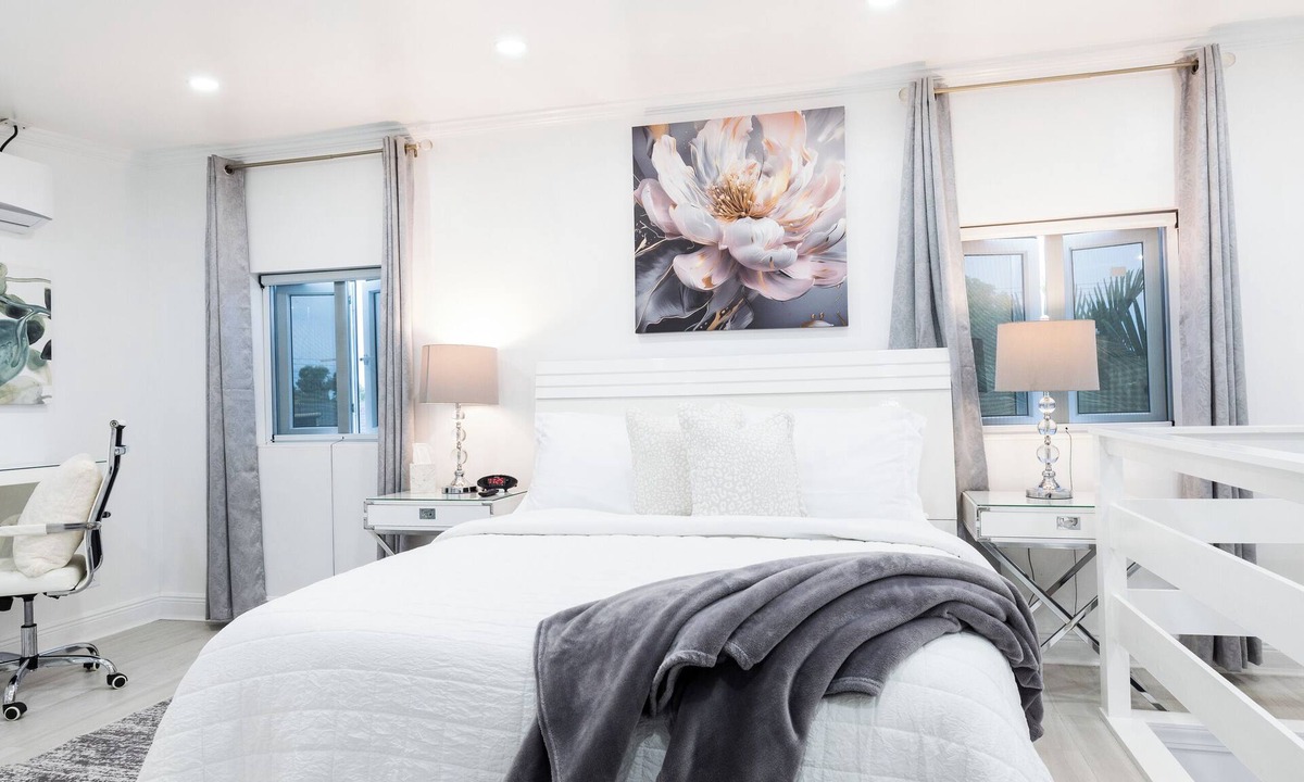 Nassau Apartment | Oasis on Poitier in Nassau Bahamas - your private retreat.