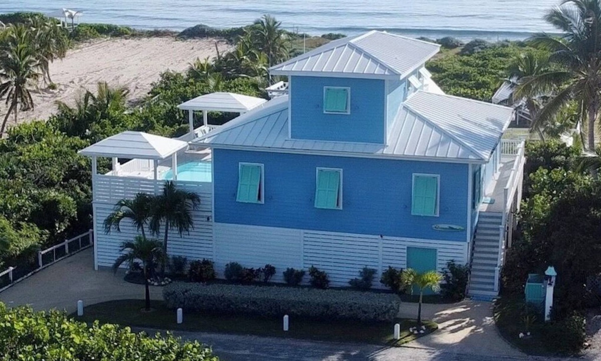 Hope Town House | Ocean Views, Sea Breezes and Pool -Family Friendly 3BR/2BA- CATCH A WAVE BAHAMAS