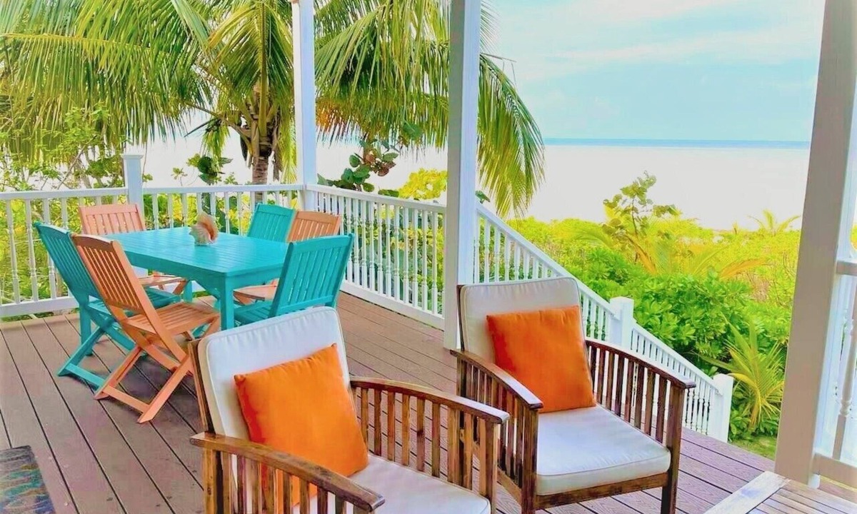 Spanish Wells Cottage | ON THE BEACH w/Kayaks, Paddleboard, Amazing Beach Views throughout