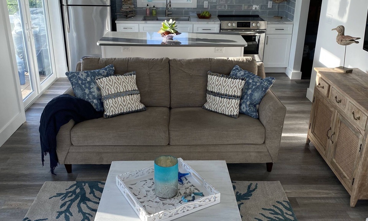 Spanish Wells Cottage | Panoramic views - 3 bedrooms 2 baths + bonus room Special Discount May 22-30